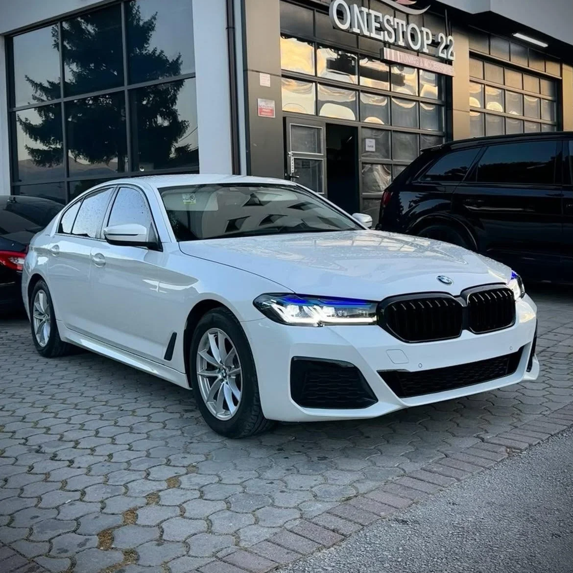 BMW G30 body panels during repair and facelift work