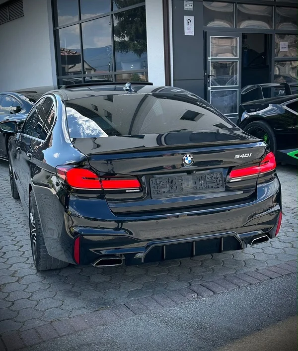 BMW G30 with LCI tail lights and rear diffuser upgrade