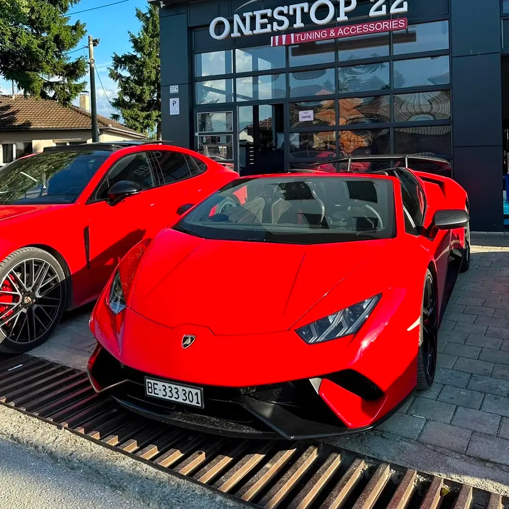 Lamborghini Huracan Performante Spyder convertible supercar