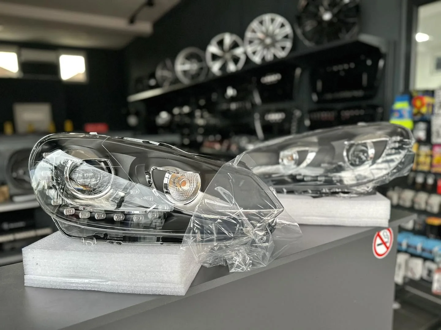 Volkswagen Golf 6 GTI LED Headlights Upgrade