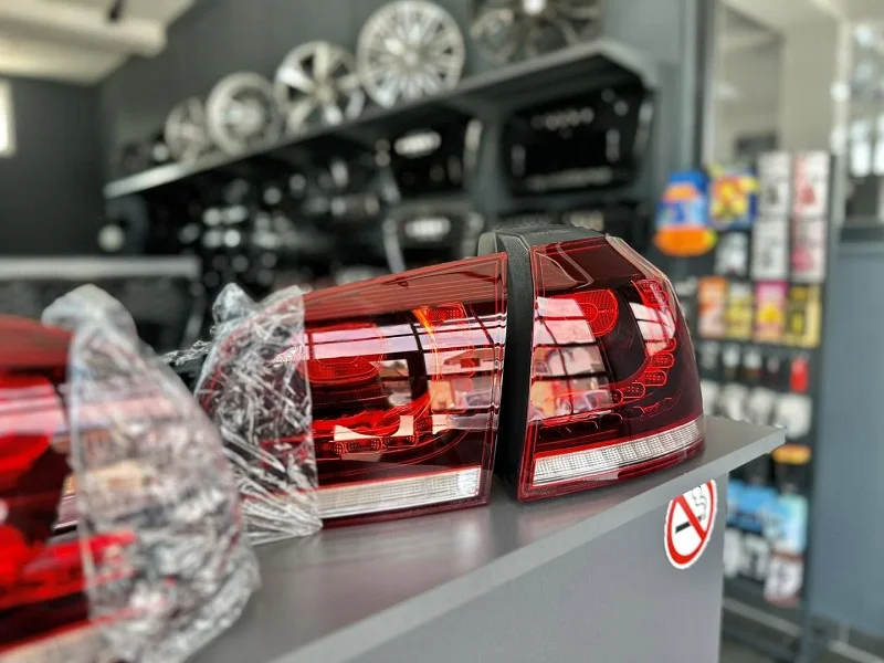 Volkswagen Golf 6 GTI LED tail lights upgrade
