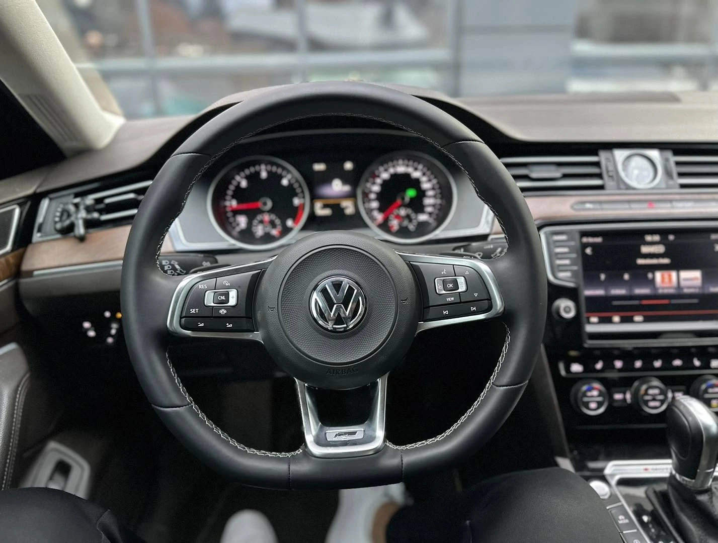 Volkswagen Passat B8 R-Line Steering Wheel Upgrade