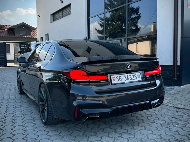BMW 5 Series G30 LCI Tail Lights and rear styling upgrade