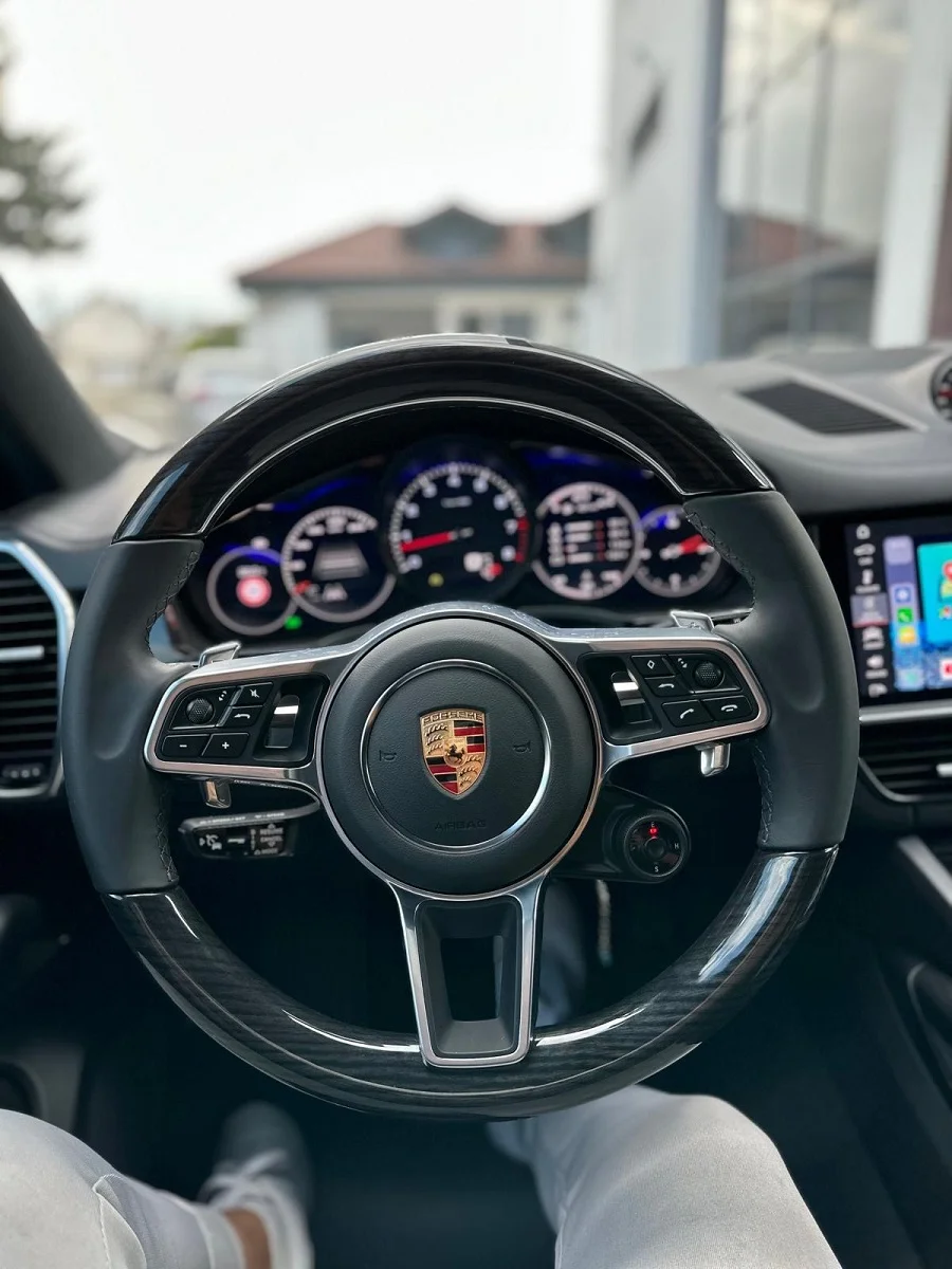 Porsche Macan carbon fiber steering wheel interior view